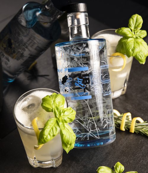 IBIZA BASIL